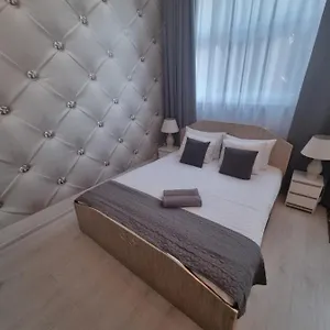 Ela Bed & Breakfast