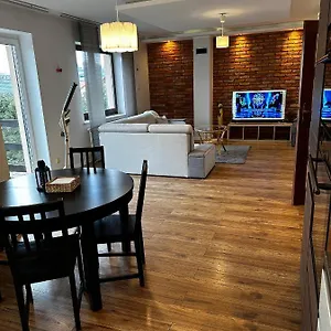 Airport Apartment